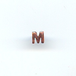 Bronze \"M\"